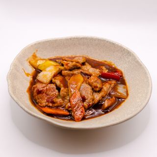 MENU TERNERA SALSA PICANTE