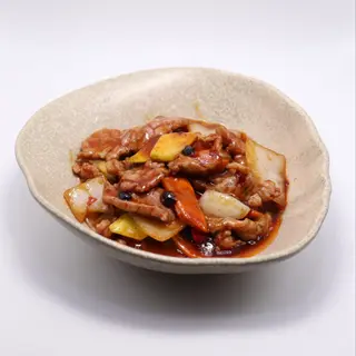 MENU TERNERA CON SALSA SOJA NEGRA