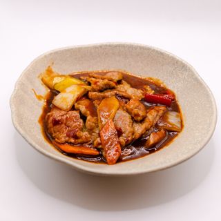 55. TERNERA CON SALSA PICANTE