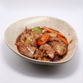 MENU TERNERA CON SALSA OSTRA