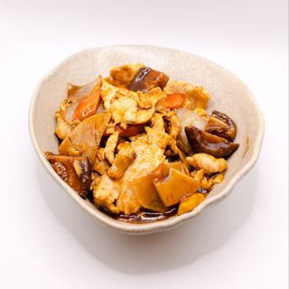 45. POLLO CON SETA Y BAMBÚ CHINA