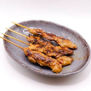 63. PINCHO TERNERA TAI TEPPANYAKI (4UND)
