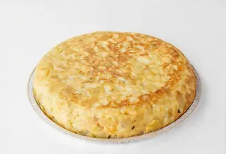 Tortilla mediana con chorizo