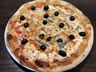 PIZZA DEL MES "Puttanesca" SIN GLUTEN