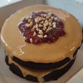 Mini Tarta con Mantequilla de Cacahuete y Frambuesa