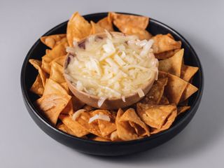 Frijoles con Totopos