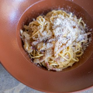 Spaghetti a la auténtica carbonara