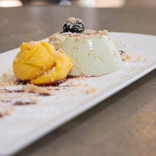 Panna cotta de té verde matcha