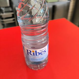 Agua mineral Ribes