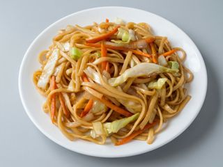 Tallarines Fritos Vegetarianos