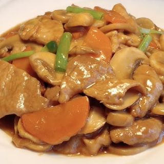 Cerdo Con Champiñones 