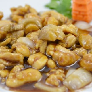 Pollo Con Champiñones
