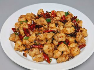 Pollo crugiente con salsa de chiles