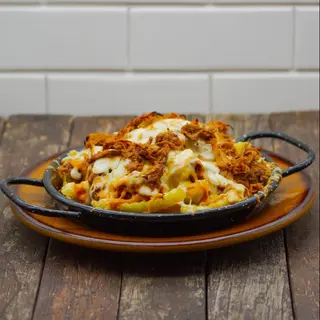 Patatas pulled pork fries