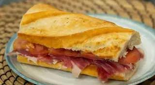 Bocadillo de jamón serrano