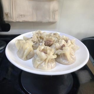 Empanadillas De Bombón De Carne (4 Uds).)