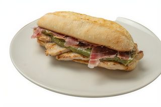 Bocadillo De Serranito De Lomo