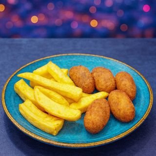 Plato de Croquetas Caseras de Gambas Al Ajillo (5 unidades)