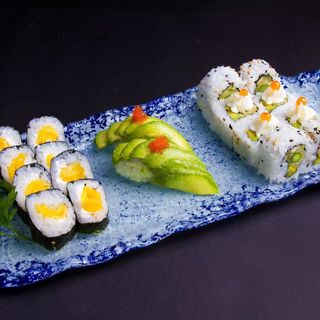 B18. Bandeja vegetal  (18 piezas)