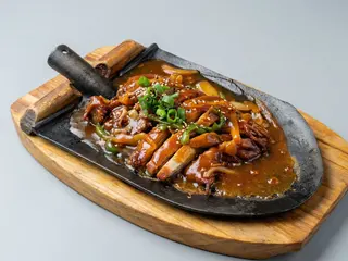 130. Teppanyaki de pato a la parrilla