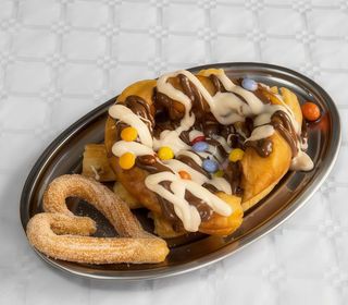 Ración De Churros De Papa Con Toppings (5 Uds.)