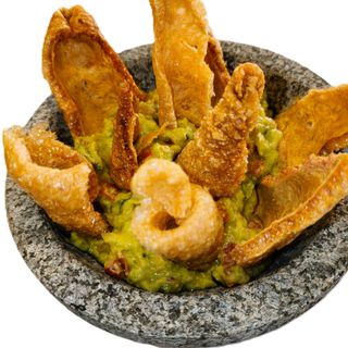 Chicharrón Con Guacamole
