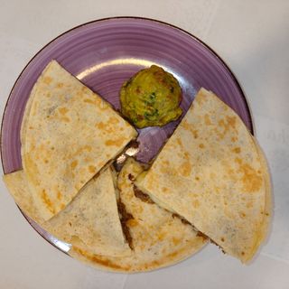 Gringa de carnitas estilo Michoacan