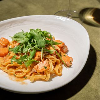 Tagliatelle Al Salmone Fresco
