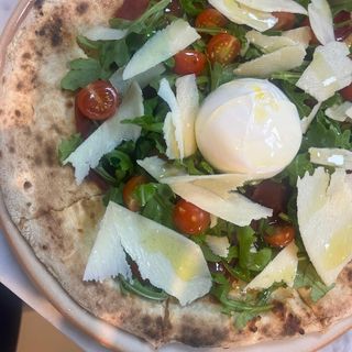 Pizza Bresaola Y Burrata