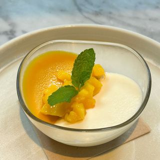 Panna Cotta de coco y mango