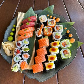 Maki de Atun picante 8pcs