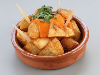 Patatas Bravas (Ración)