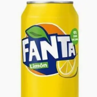 Fanta Limón lata 330ml.