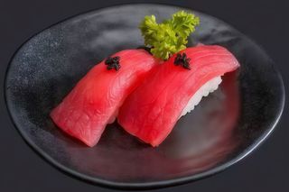Nigiri de atún (2 uds.)