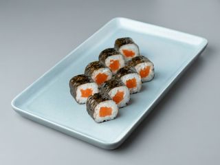 Maki salmón (8 uds)