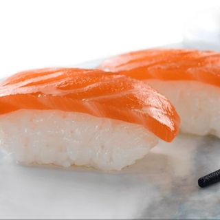 Nigiri de salmón (2uds.)