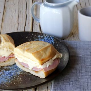 Menú Desayuno Mixto
