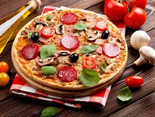 70. PIZZA MIXTA