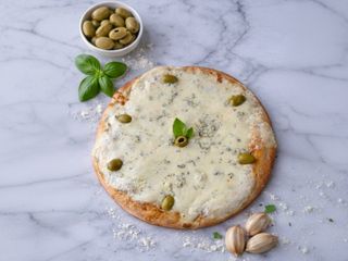 Pizza cuatro quesos mediana