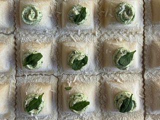 Ravioles de verdura congelados