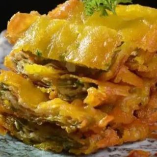 84.Carne con cebollino frito 