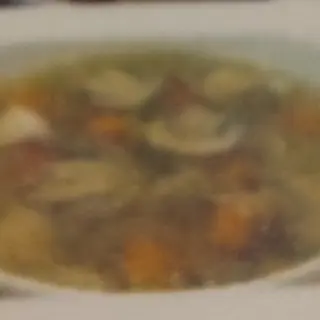 23.Sopa de pollo con champiñones 