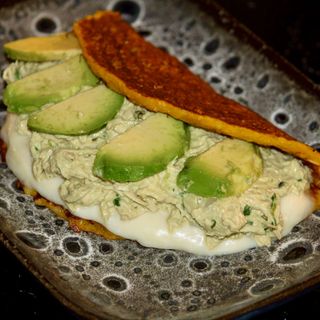 Cachapa queso y reina pepiada