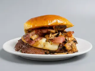 LA Ahumada + patatas fritas caseras