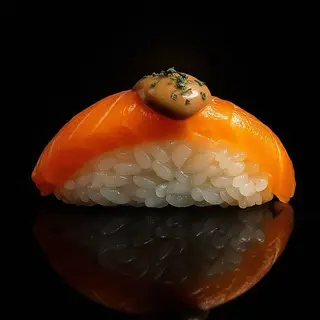 Nigiri de salmón ahumado (2 pzs.)