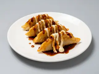 Gyozas Fritos ( 4 pzs.)