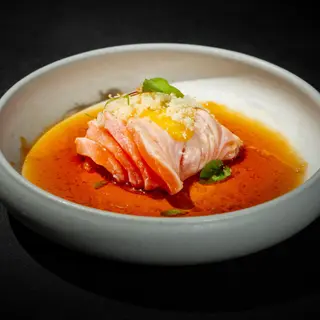 Salmón con Tempura y Toque Dulce
