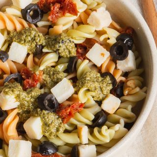 Ensalada de Pasta con Pesto