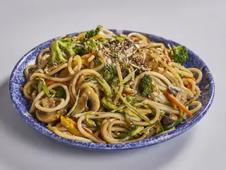 Wok Pollo y Langostinos