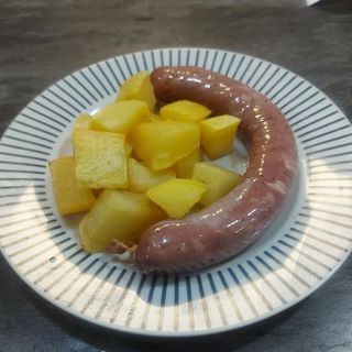 Butifarra de cerdo ibérico más patatas
